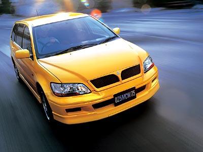 Fotky: Mitsubishi Lancer Cedia Wagon (foto, obrazky)