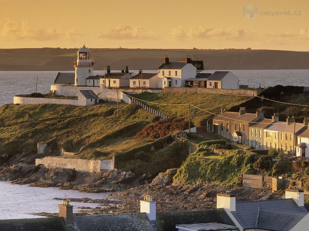 Foto: Lighthouse At Roches Point, Ireland