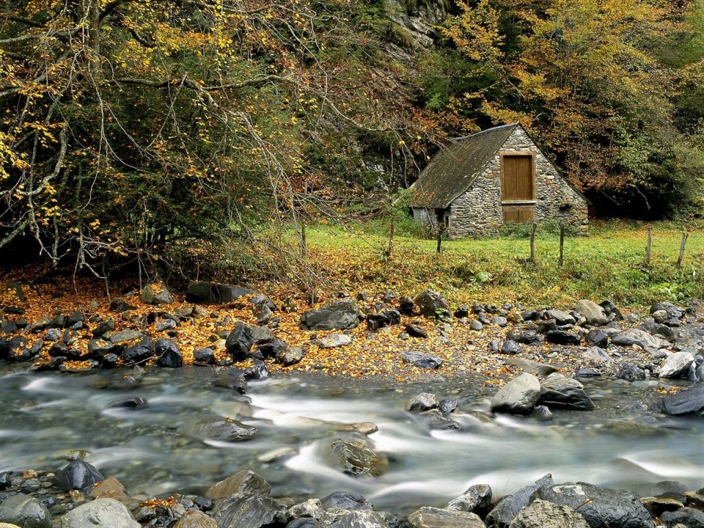 Foto: Mauri River, French Pyrenees, France