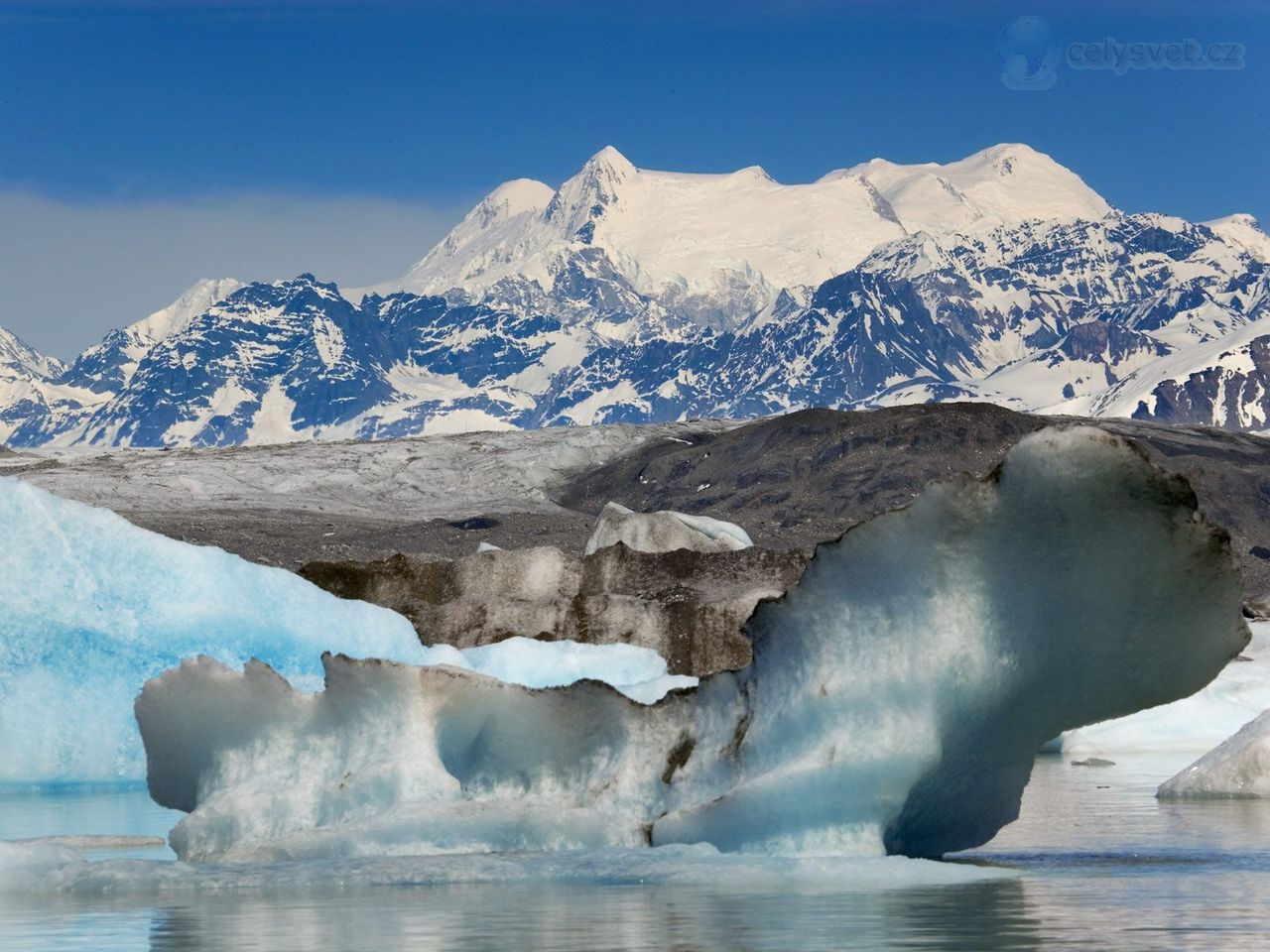 Foto: Lowell Lake, Alsek River, British Columbia, Canada