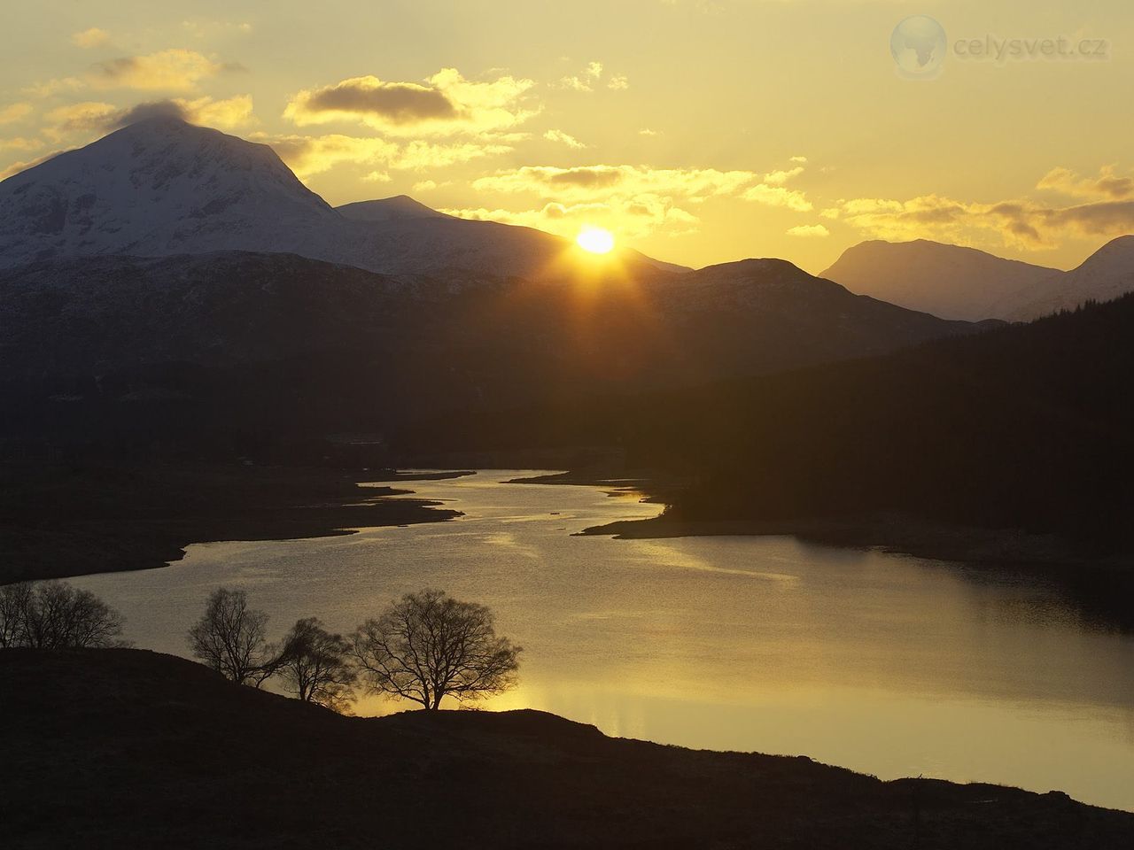 Foto: Loch Garry At Sunset, Glen Garry, Western Highlands, Scotland