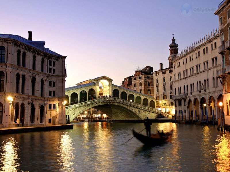 Foto: Rialto Bridge, Grand Canal, Venice, Italy